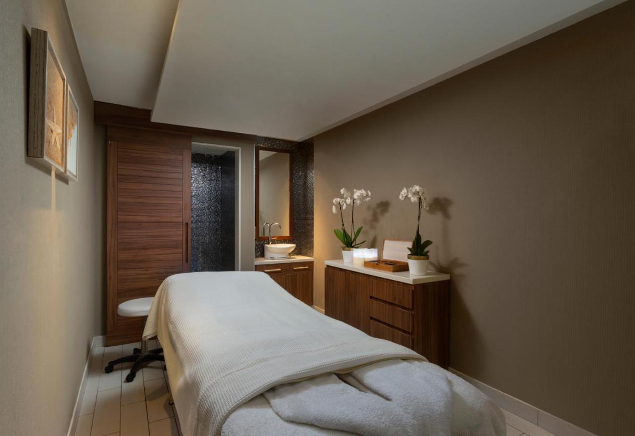 Nevo By Isrotel Collection Ein Bokek Eksteriør bilde Treatment room at The Spa at The Dorchester